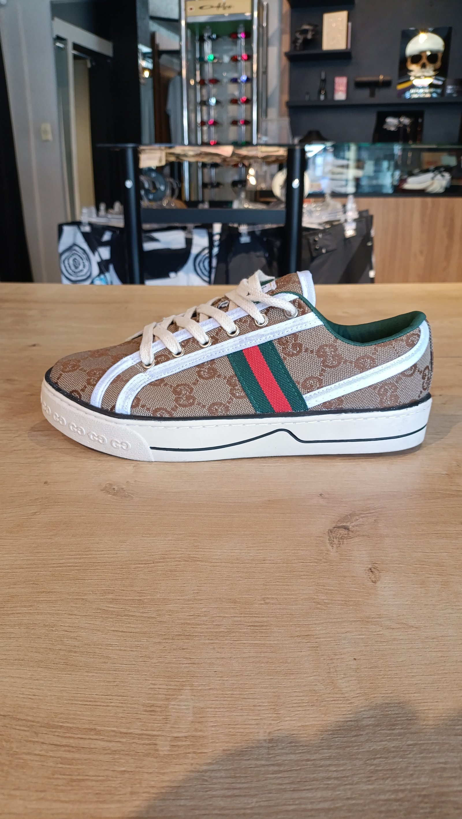 TENIS GUCCI BAIXINHO