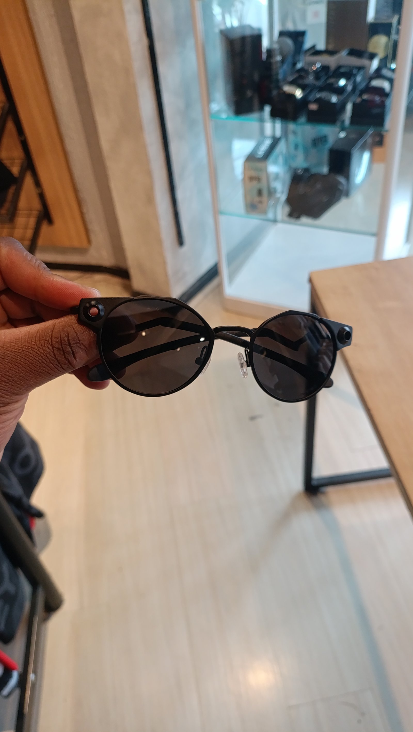 ÓCULOS OAKLEY VARIADOS
