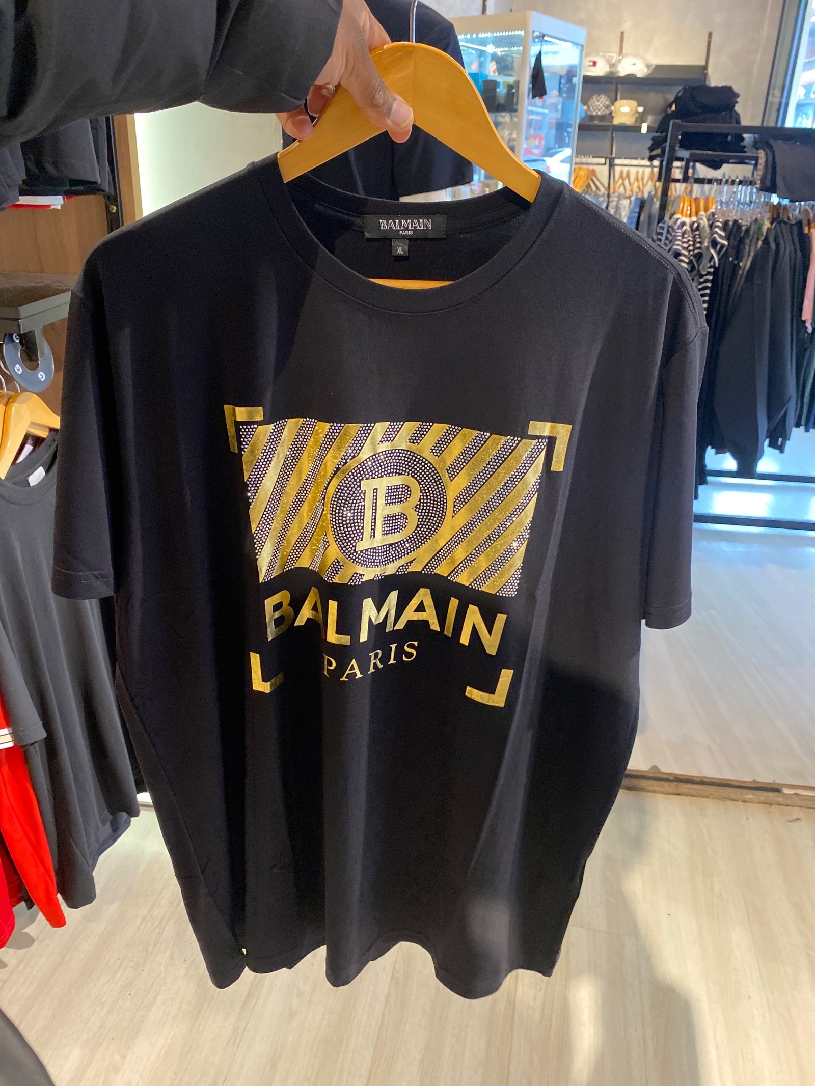 camiseta de grife luxo