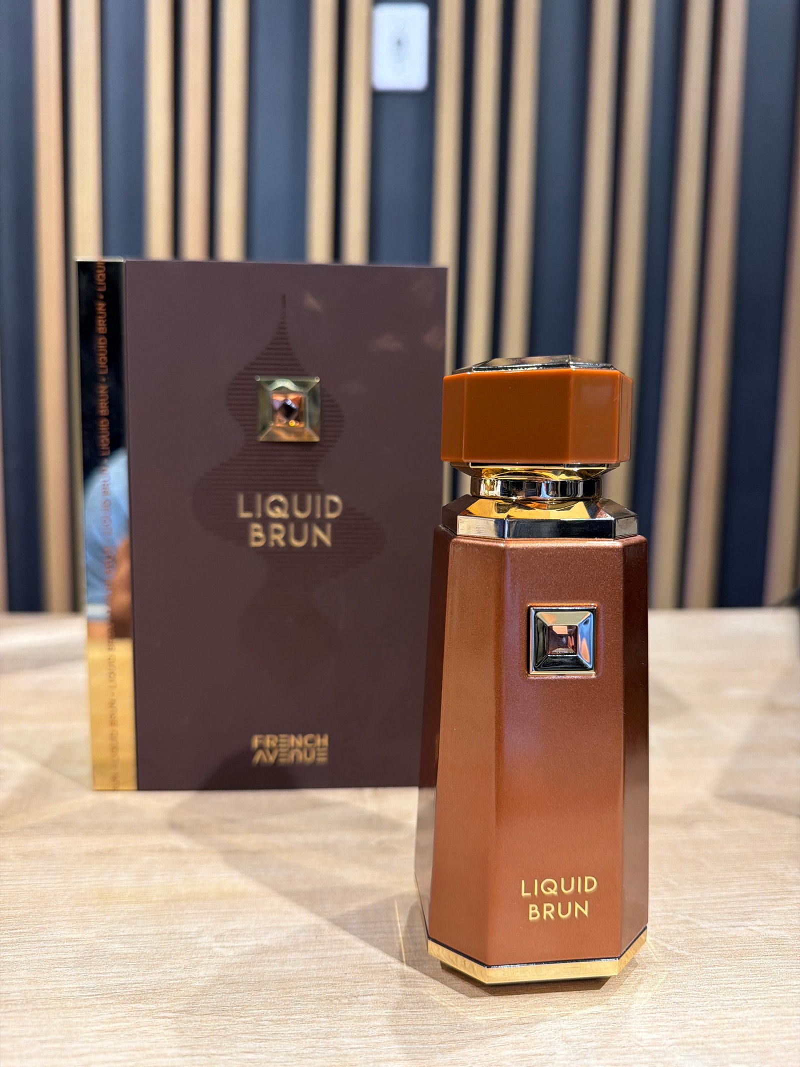Liquid Brun French Masculiino Avenue