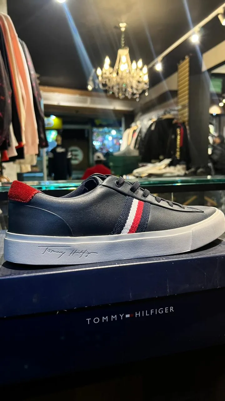 tenis tommy Dino 24A